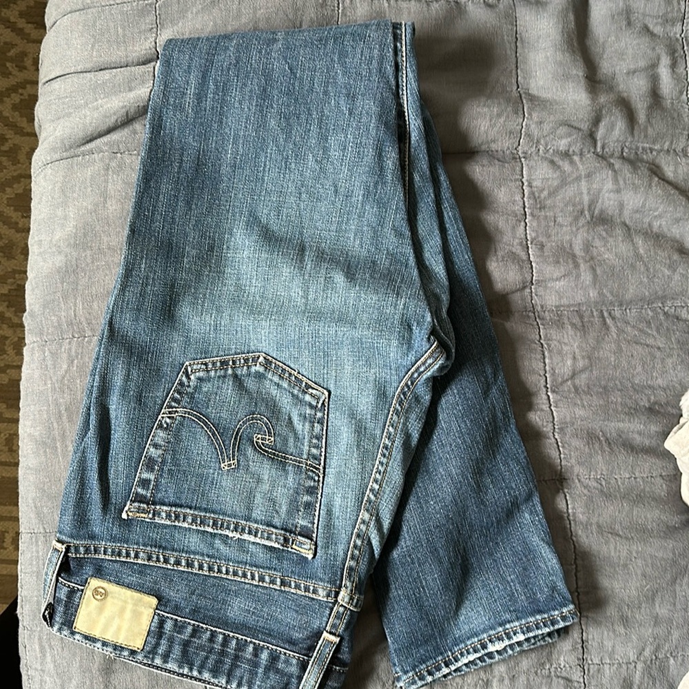 AG Jeans, the Nikki, size 29R Relaxed Skinny